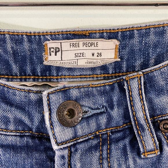 Free People Women's Harbour Blue Jasper Cropped Jeans Size 26 - Picture 4 of 7